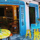 Maria Yaba Cafe inside