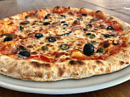 Gustozza Pizzaria food