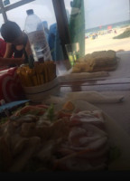 Beach Algamar food