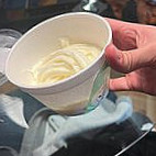 Weeel Frozen Yogurt food