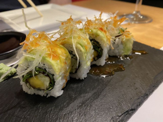 Chirashi Sushi E Ramen