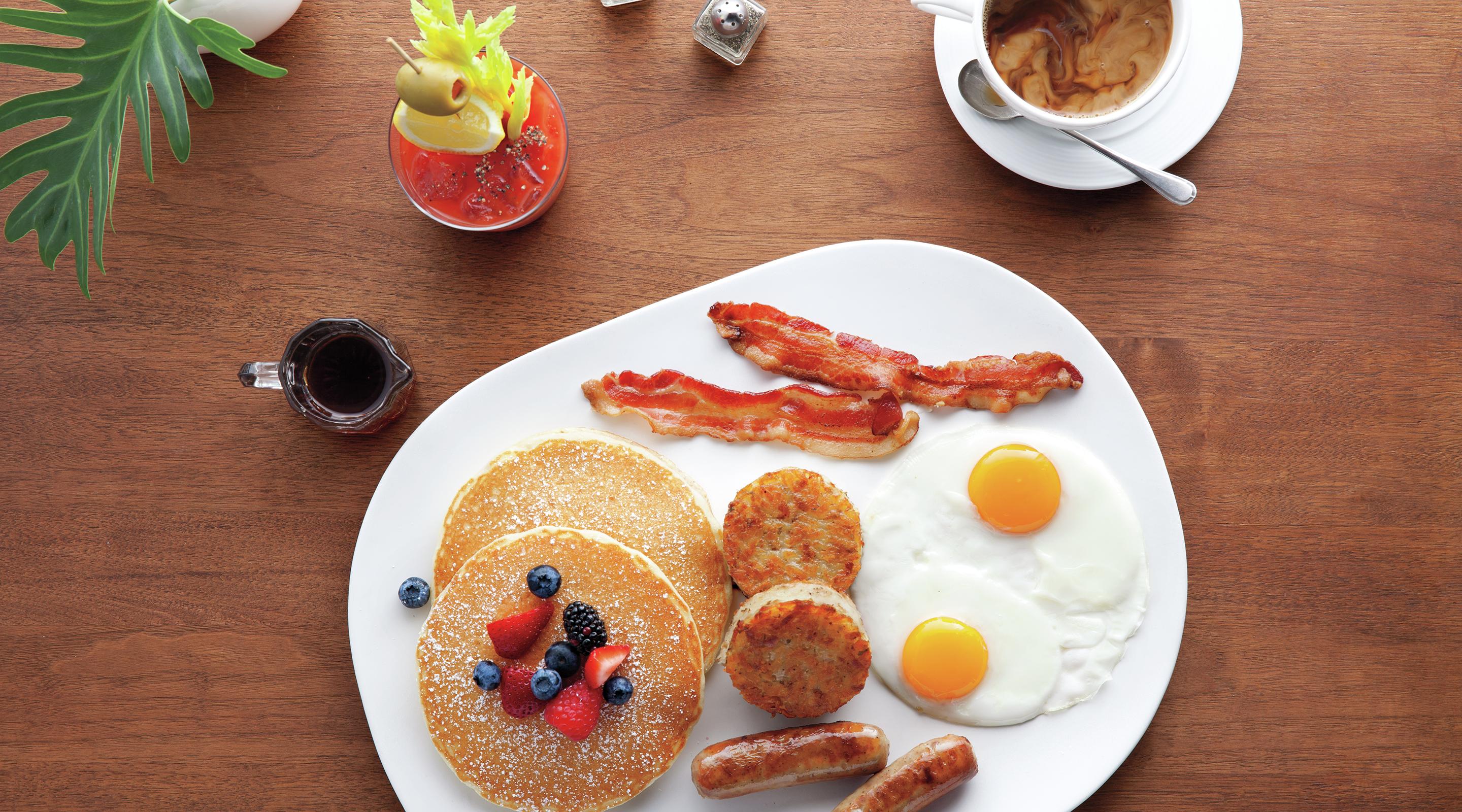 We breakfasted. Американ Брекфаст. Американский завтрак на новый год. Модерн завтрак. Американский завтрак хашбраун.